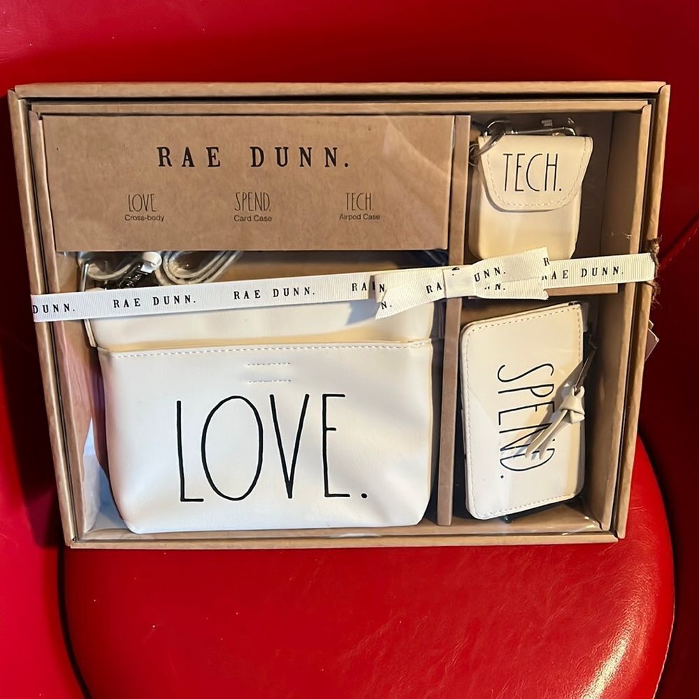 NIB Rae Dunn crossbody set